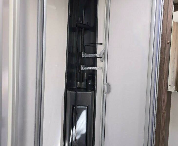 2025 SPORTIVO TM565 SHOWER