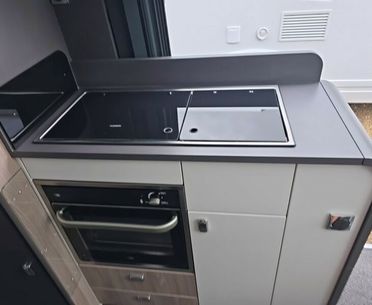 2025 CARRERA 194 KITCHEN