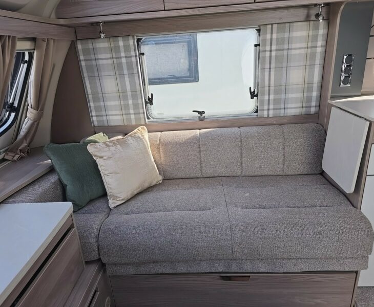 2023 SWIFT CHALLENGER 580 GRANDE SEAT