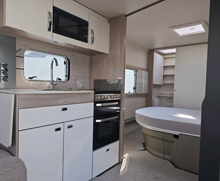 2023 SWIFT CHALLENGER 580 GRANDE VIEW