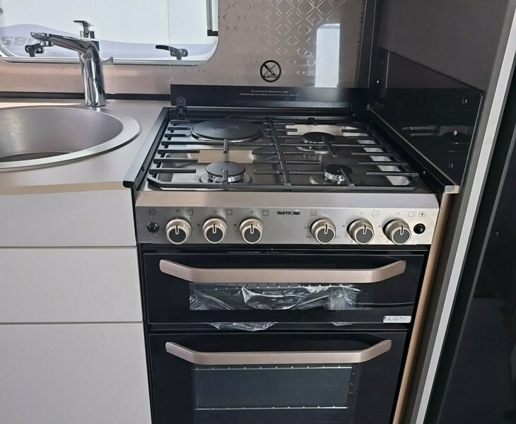 2022 BESSACARR BY DESIGN 495 COOKER
