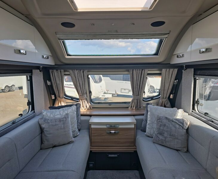 2022 BESSACARR BY DESIGN 495 LOUNGE VIEW