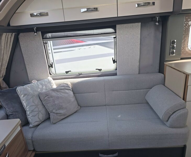 2022 BESSACARR BY DESIGN 495 SEATING