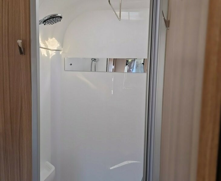 2024 BAILEY UNICORN CARTAGENA SHOWER