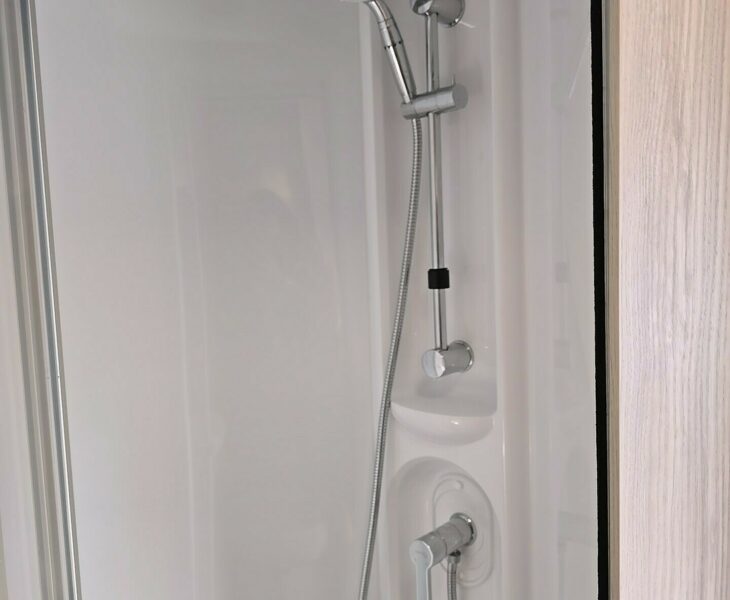 2020 ELDDIS AUTOQUEST EVOLUTION 185 SHOWER