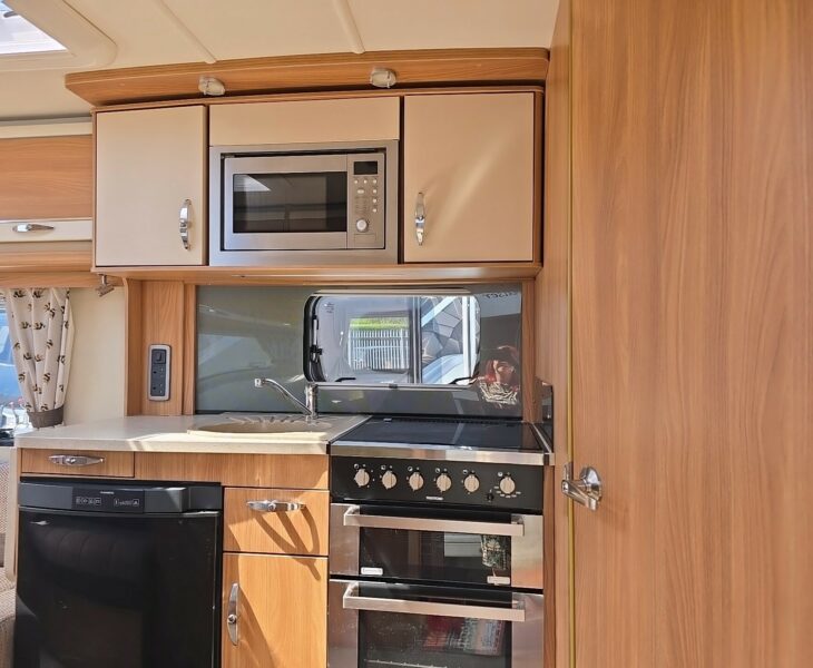 2013 SWIFT CHALLENGER 480 SE ENTRANCE