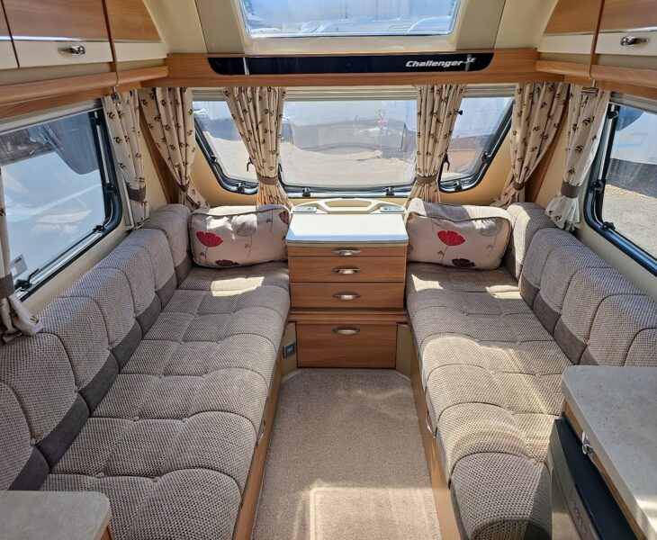 2013 SWIFT CHALLENGER 480 SE SEATING