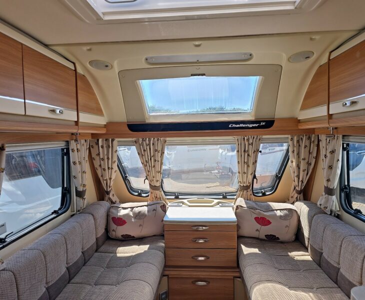 2013 SWIFT CHALLENGER 480 SE LOUNGE VIEW