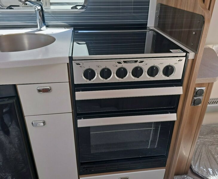 2018 BESSACARR 580 CAMEO COOKER