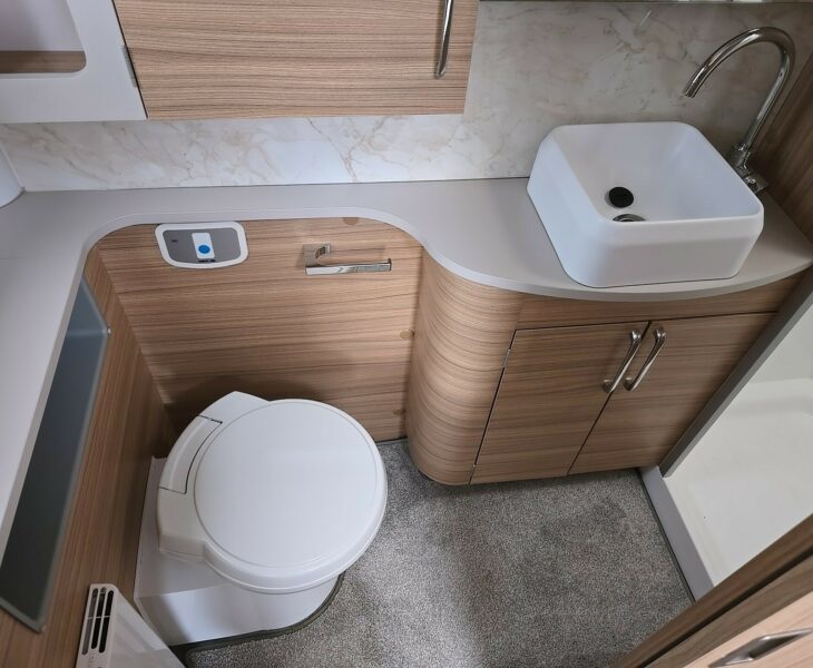 2022 BAILEY UNICORN CARTAGENA WASHROOM