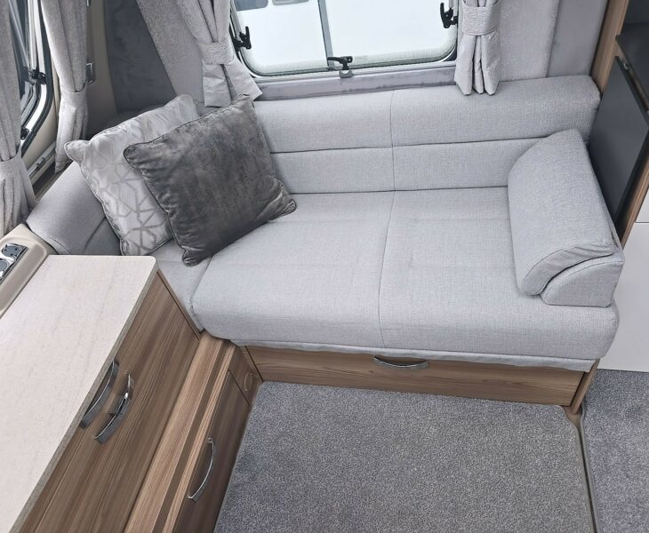 2022 BESSACARR BY DESIGN 835 SEAT