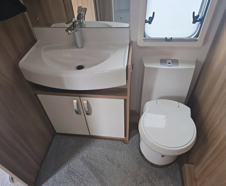 2022 BESSACARR BY DESIGN 835 WASHROOM