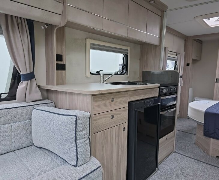2022 ELDDIS CHATSWORTH 554 VIEW