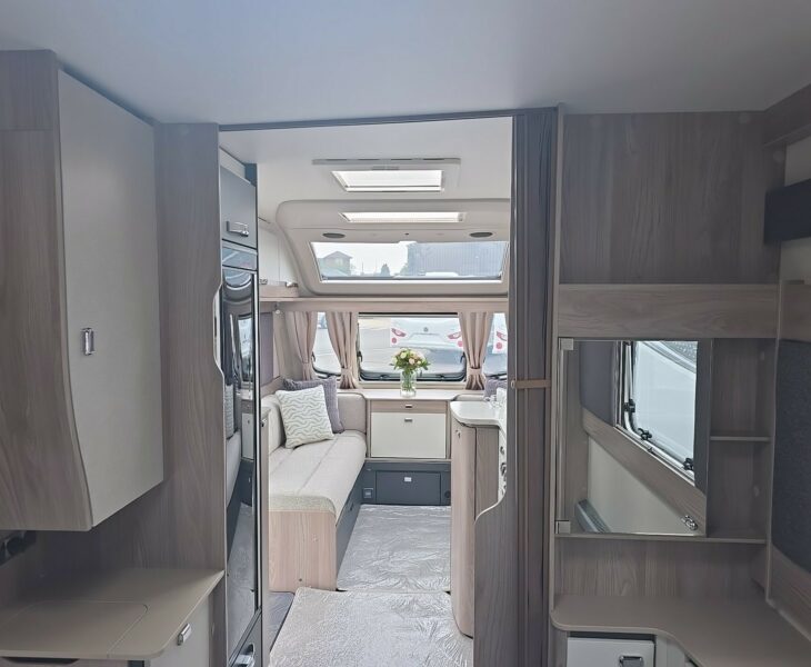 2026 SWIFT CONQUEROR 580 REAR TO FRONT VIEW