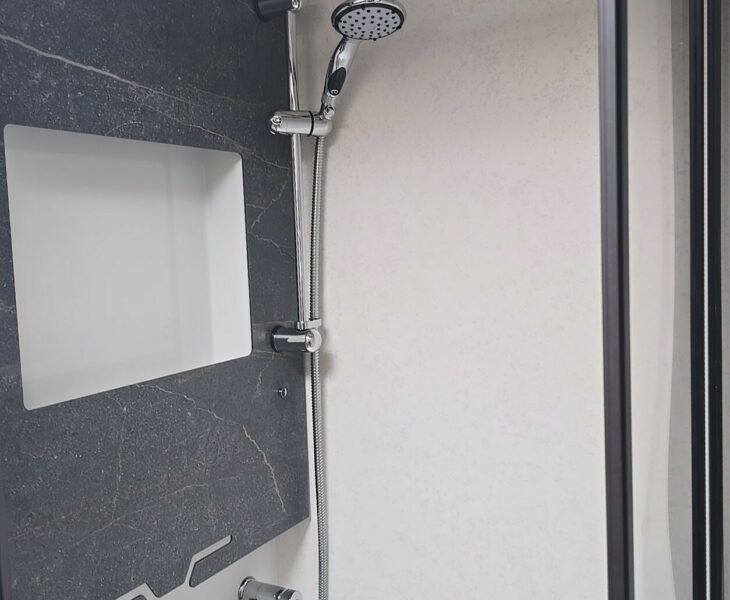 2026 CONQUEROR 560L GRANDE SHOWER