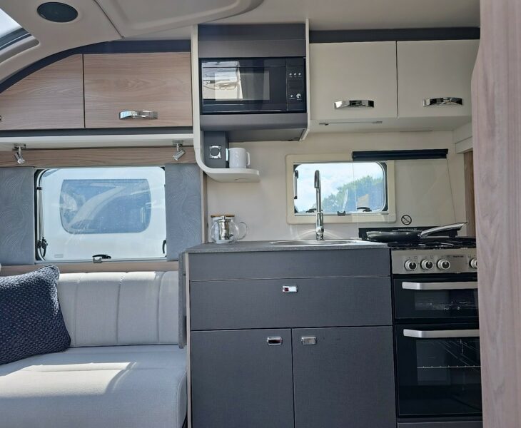 2026 SWIFT CHALLENGER 500 ENTRANCE