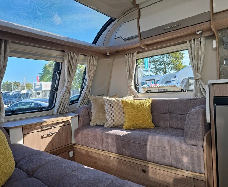 2026 COACHMAN VIP 545 LOUNGE VIEW
