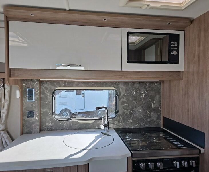 2026 COACHMAN VIP 545 MICROWAVE