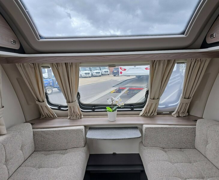 2026 SWIFT SPRITE ALPINE 4 DB LOUNGE