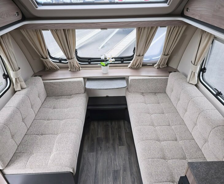 2026 SWIFT SPRITE ALPINE 4 DB SEATING