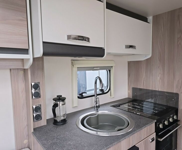 2026 SWIFT SPRITE ALPINE 4 DB KITCHEN