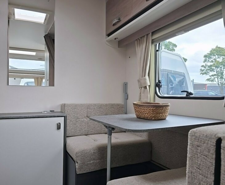 2026 SWIFT SPRITE ALPINE 4 DB DINING LOUNGE