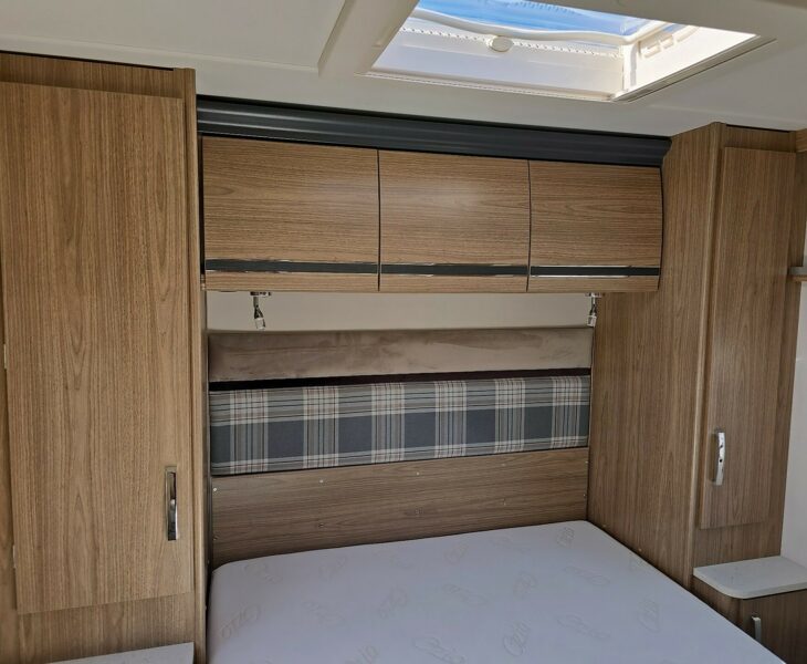 2017 COACHMAN VIP 545 BEDROOM