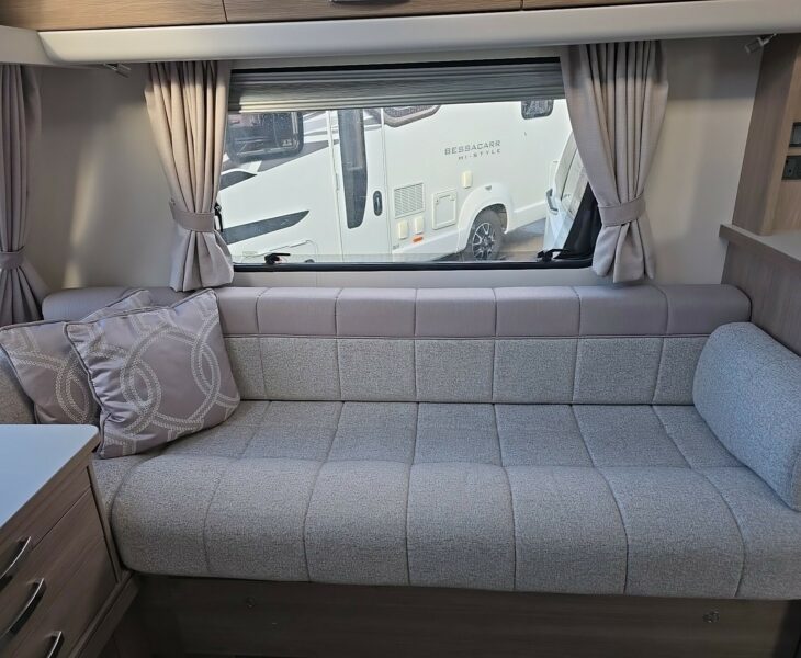 2020 COMPASS CAPIRO 520 SEAT