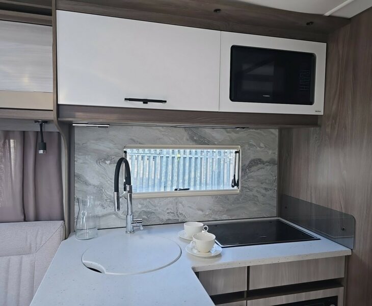 2026 AVVENTURA 565 MOTORHOME