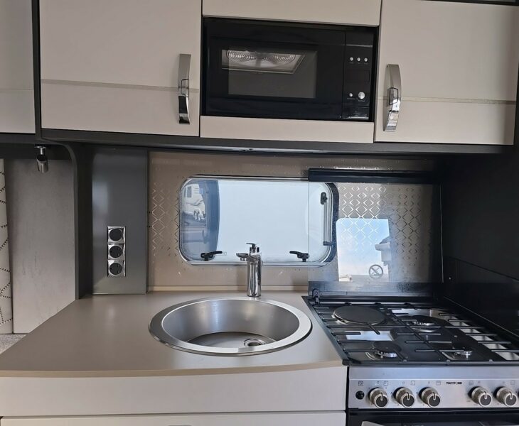 2023 SWIFT CONQUEROR 480