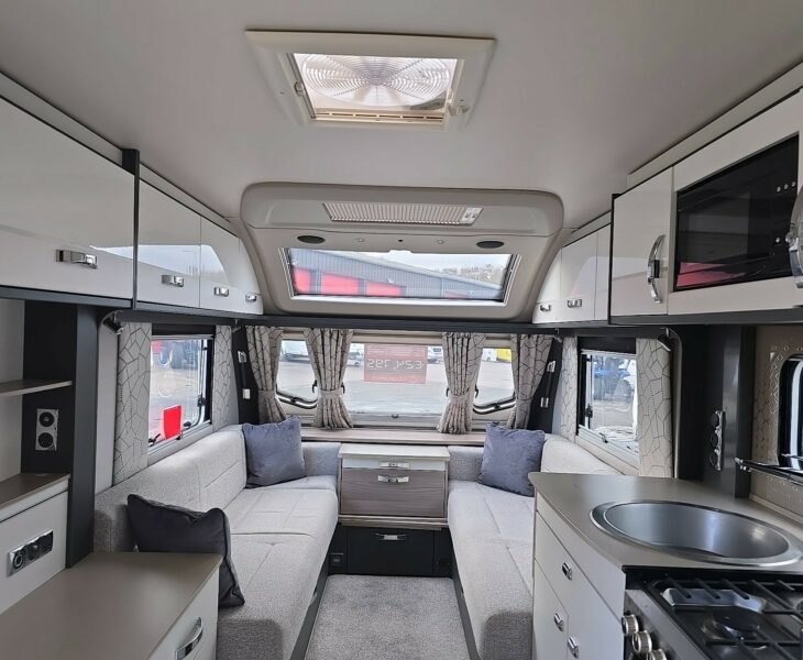 2023 SWIFT CONQUEROR 480