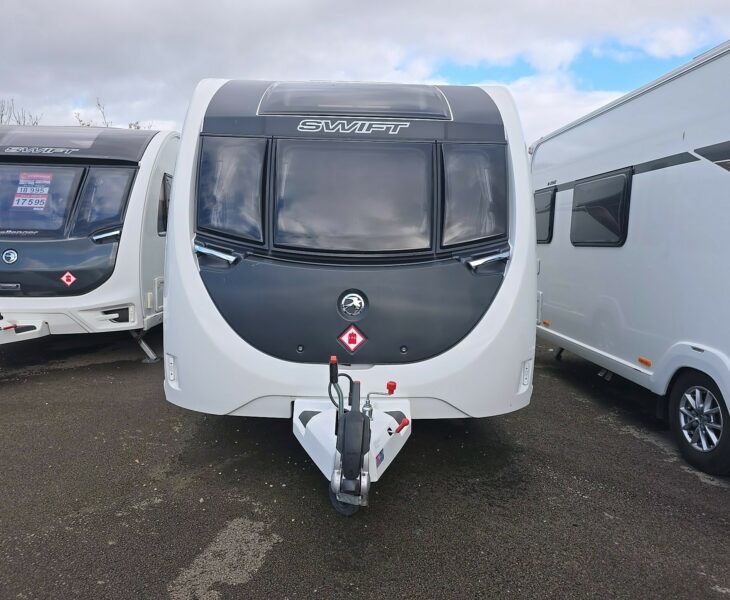 2023 SWIFT VOGUE 580 4 BERTH CARAVAN