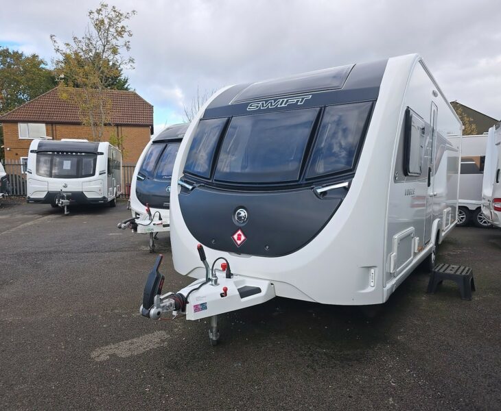 2023 SWIFT VOGUE 580 4 BERTH CARAVAN