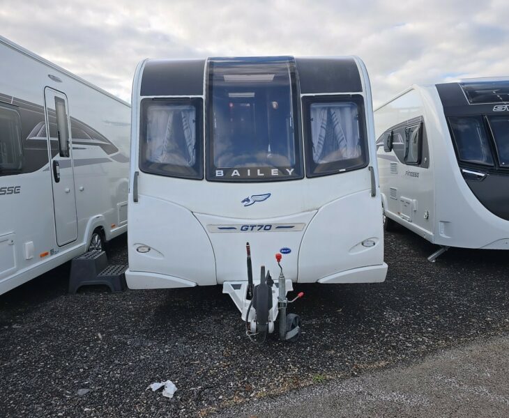 2018 BAILEY PEGASUS GENOA GT70 2 BERTH CARAVAN