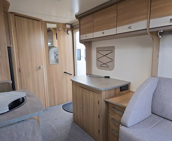 2018 BAILEY PEGASUS GENOA GT70 2 BERTH CARAVAN