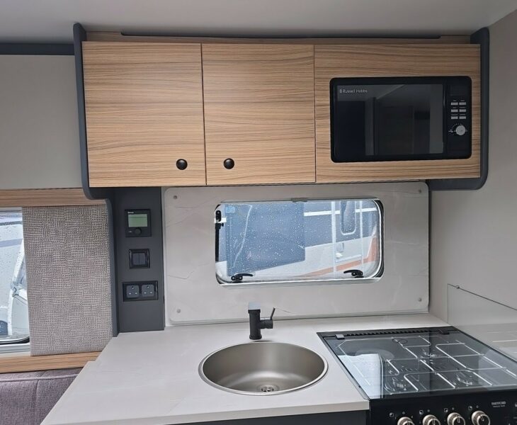 2026 BAILEY PHOENIX BLACK EDITION 644