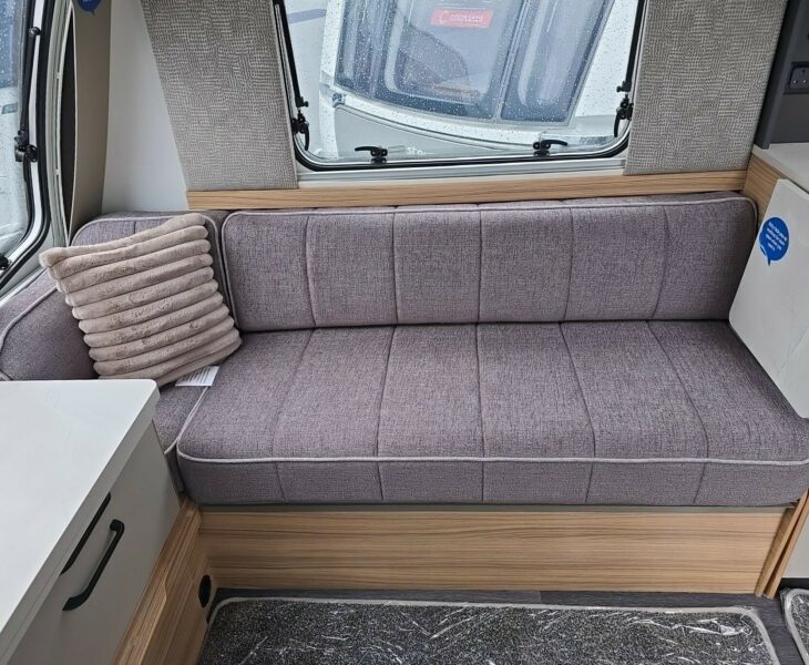 2026 BAILEY PHOENIX BLACK EDITION 644