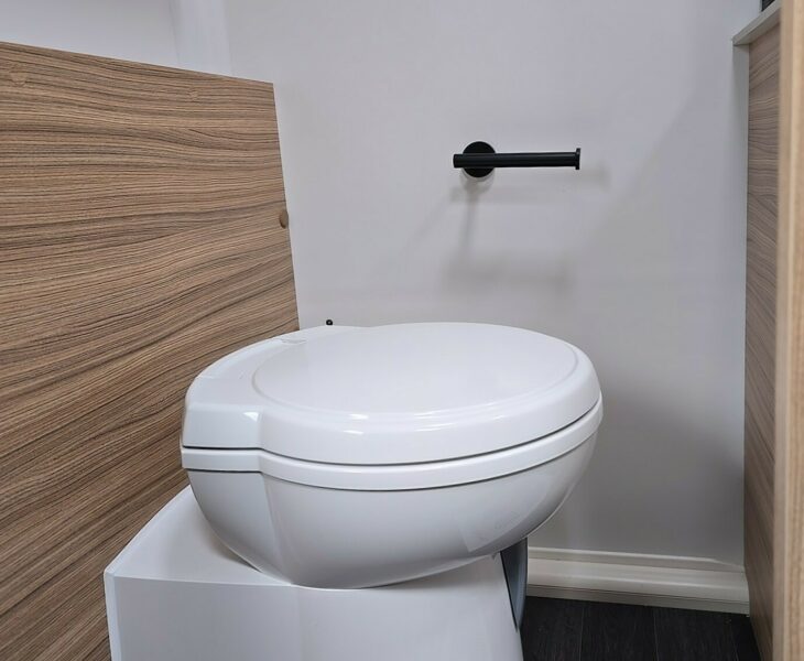 2026 BAILEY PHOENIX BLACK EDITION 644