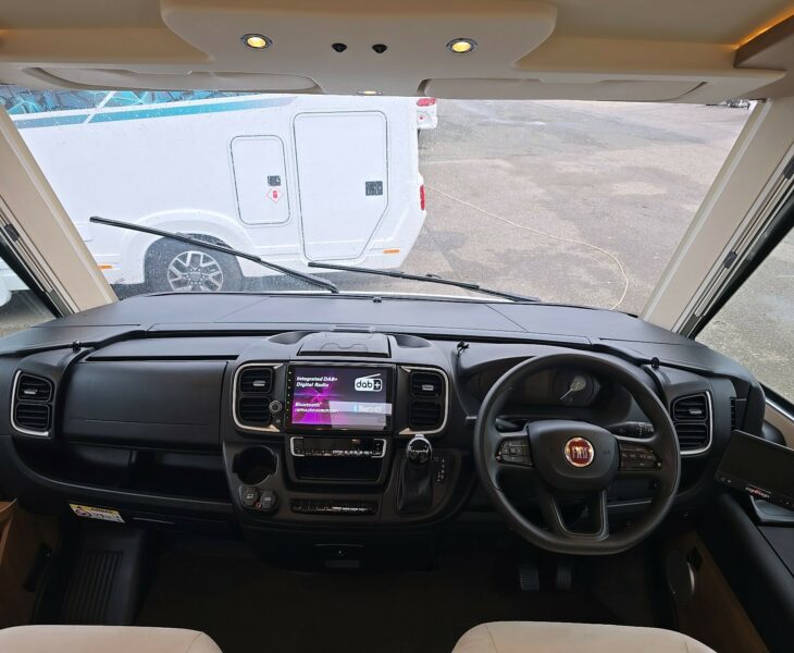 2022 Carthago C-Compactline i143