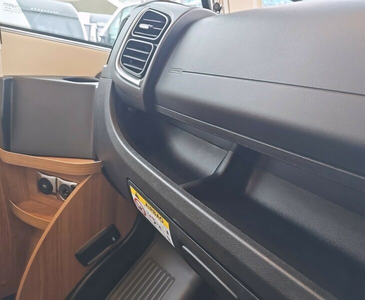 2022 Carthago C-Compactline i143