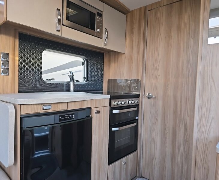 2019 SWIFT CHALLENGER HI STYLE