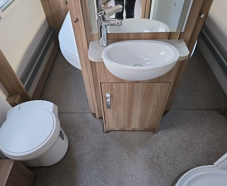 2019 SWIFT CHALLENGER HI STYLE