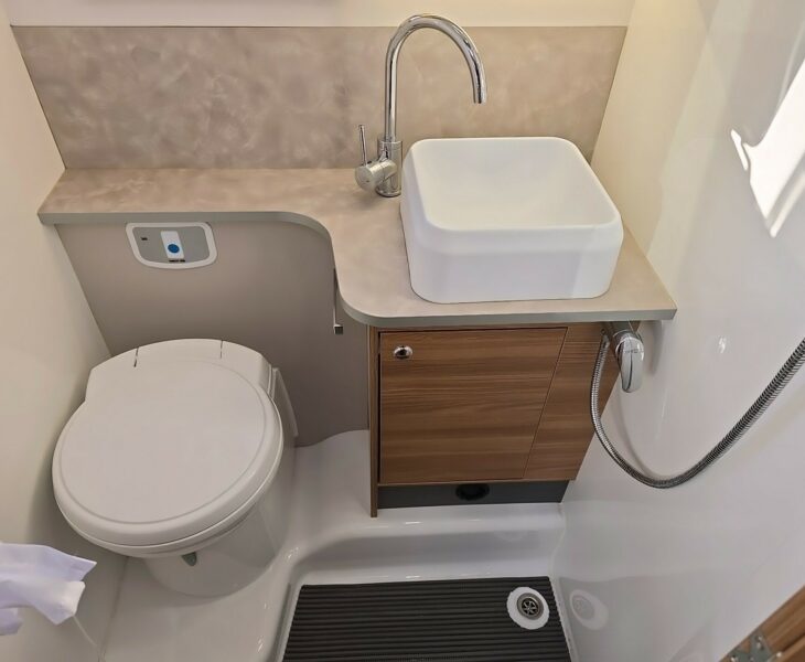 2023 BAILEY ADAMO 754-DL