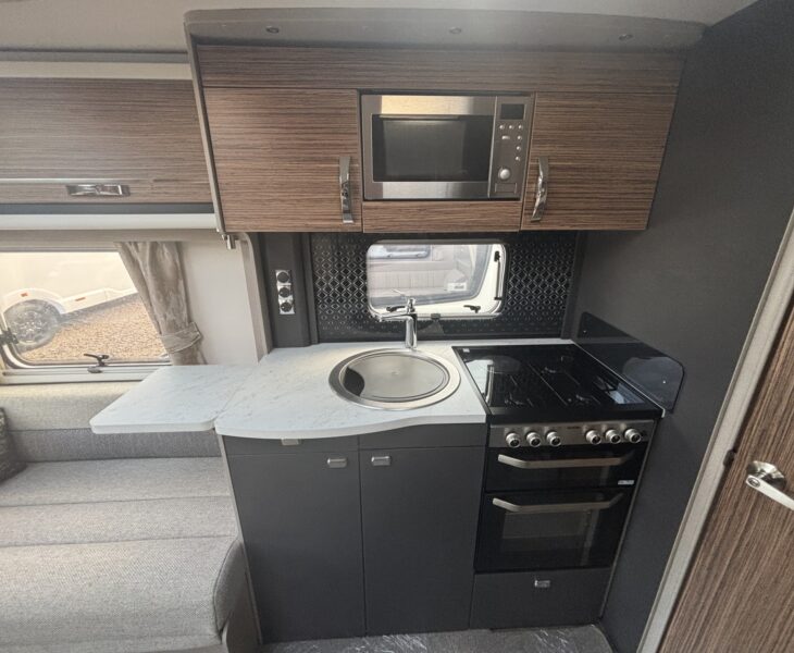 Swift Eccles X835 2020