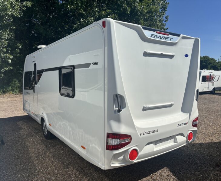 Swift Finesse 560 2021