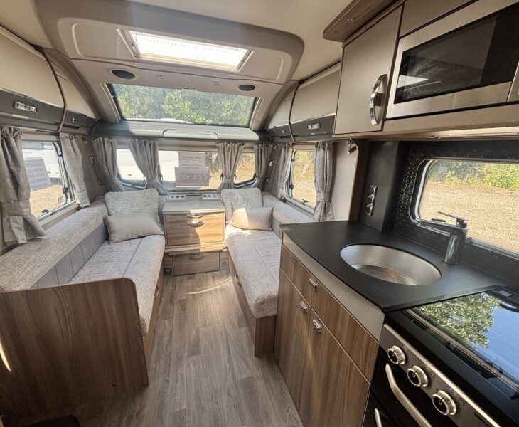 Swift Elegance 580 2021