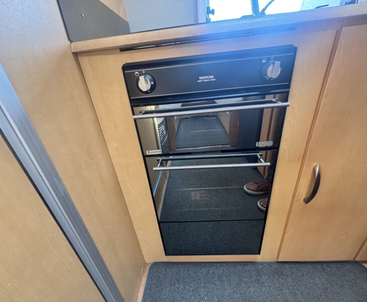 Elddis Avante 362 2010