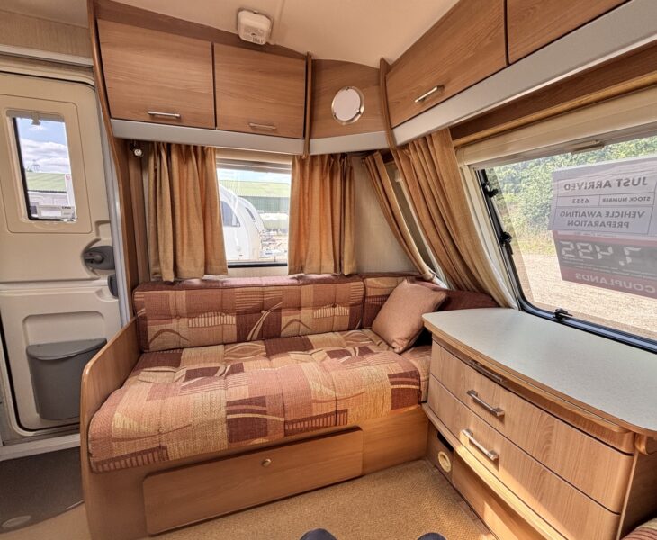 Elddis Avante Club 544 2008