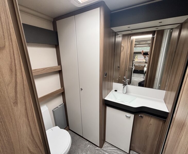 Swift Conqueror 565 2022