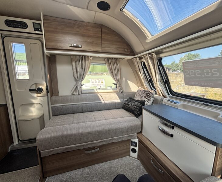 Swift Aventura SM4SB 2022